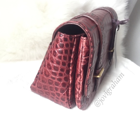 🌸2XHP🌸Etienne Aigner PLRG collection clutch - Picture 3 of 8